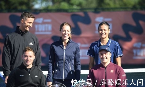 出极强的执 出极强的执